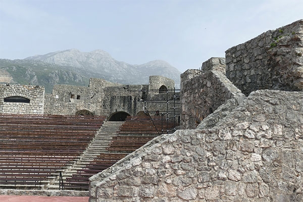 Kanli Kula